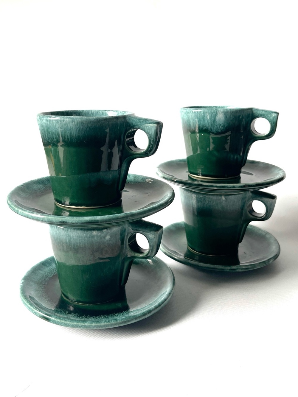 Vintage Set of 4 Hull Pottery Green Agate Drip Glaze Coffee Mug Cup & Dish MCM